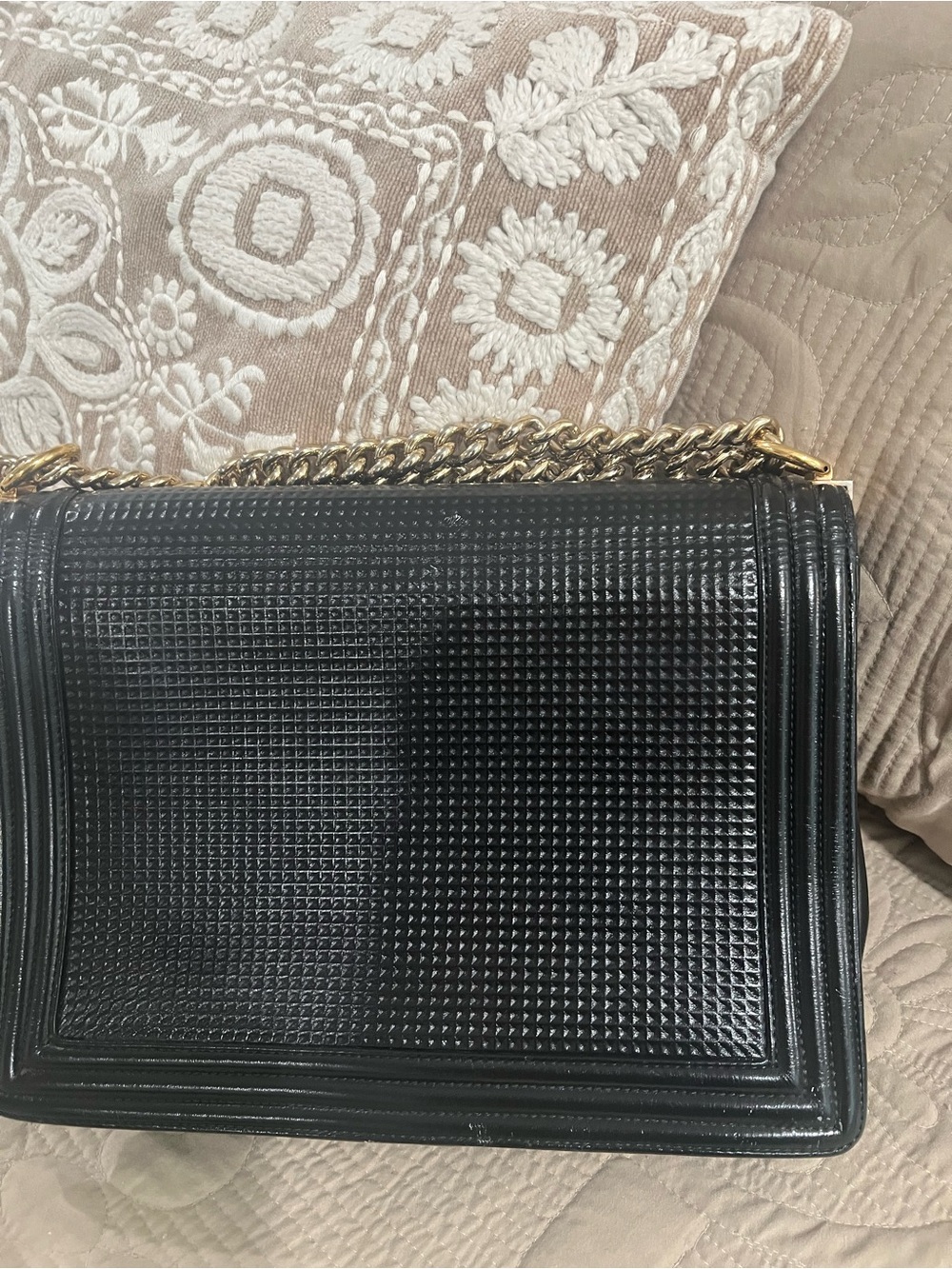 Chanel Large Boy shoulder bag - Picture 9 of 10